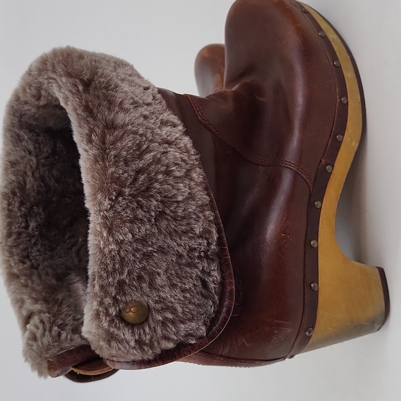 UGG Fold Over Shearling Leather Brown Mid Calf Lynnea II 1001793 Clog Boot Sz 8 - Picture 2 of 15